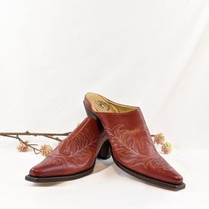 Charlie 1 Horse Red Mules